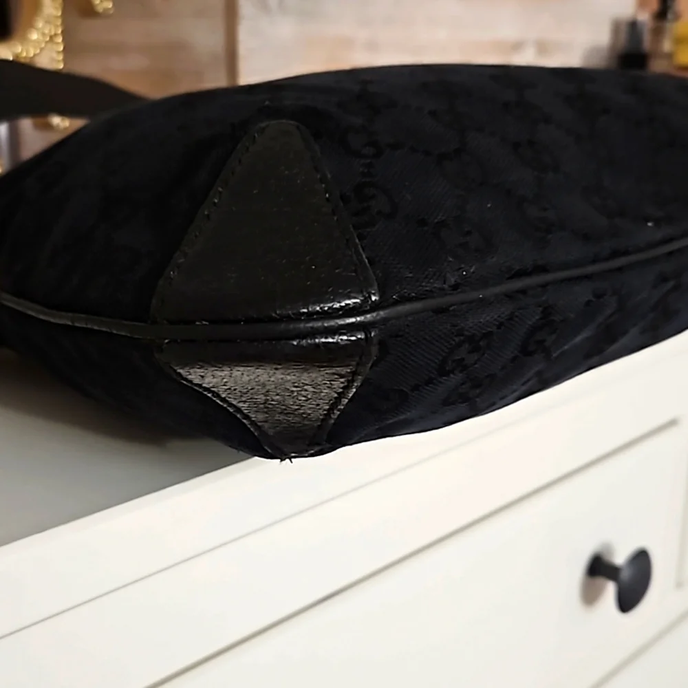 Gucci Guccissima Shoulder Bag; Price reflects wears, sales final, no return - Picture 9 of 16